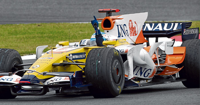 Alonso tiró de talento en el Mundial de Hamilton