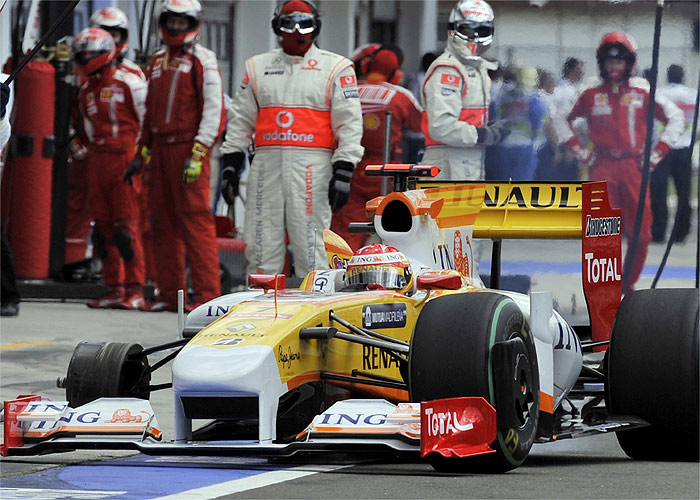 La FIA castiga a Renault sin correr en Valencia