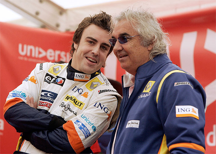 Briatore: "Para Alonso, irse a Ferrari es el punto más alto de una carrera fantástica"