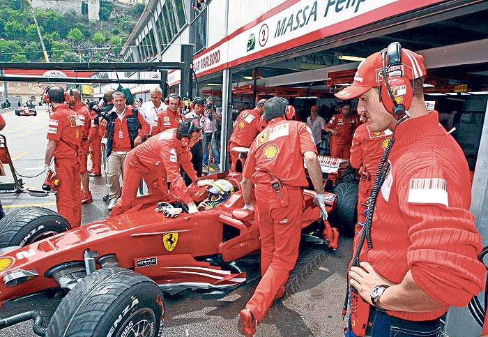 Schumacher deja de ser asesor de Ferrari F1