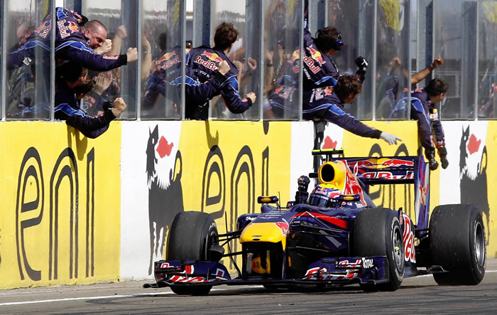 Red Bull 100 carreras para ser el mejor equipo