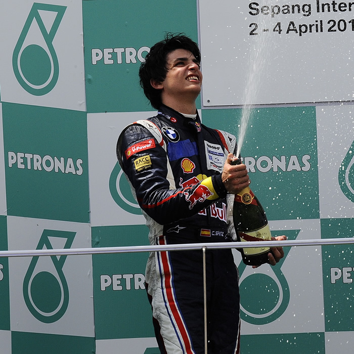 Carlos Sainz Jr. conquista la Fórmula Renault 2.0