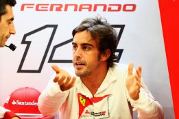 Fernando Alonso ya se plantea la posibilidad de irse de Ferrari