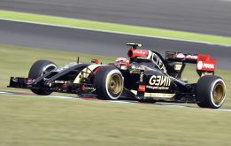 Mercedes facilitará motores a Lotus a partir de 2015
