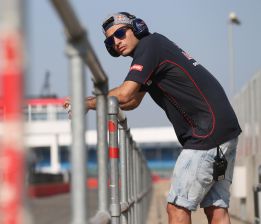 Red Bull admite que existen varios rivales para Sainz Jr.