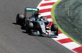 Rosberg se pega una paliza y rueda a ritmo de pole en el test