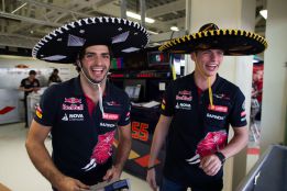 Max Verstappen lidera los primeros libres en México