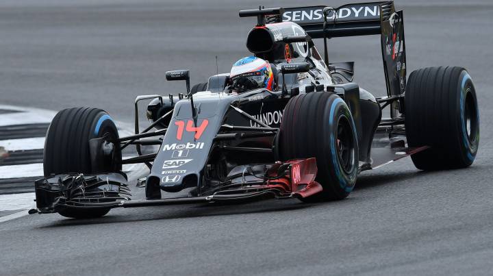 McLaren logra ganar siete décimas a Ferrari en un año
