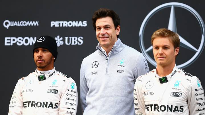 Wolff: "Los problemas entre Nico y Lewis son agotadores"