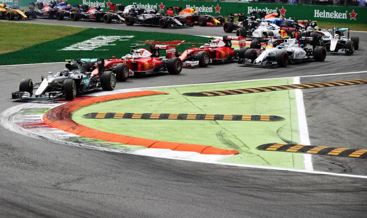 Rosberg enciende el Mundial y Alonso hace la vuelta rápida