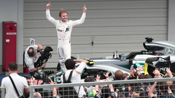 Rosberg wins in Japan for Mercedes with Hamilton in third.