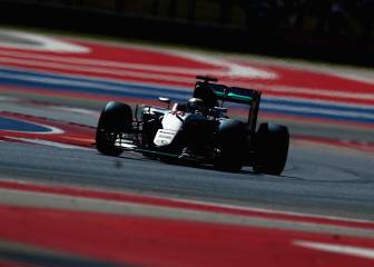 Hamilton se impone en Austin; 'Checo' 8° y Esteban no terminó