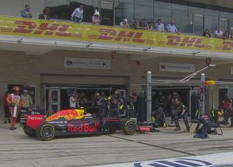 Desastre para Max Verstappen: del horrible pit stop a la avería