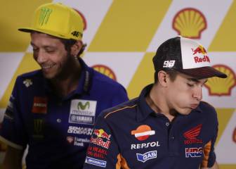 Rossi sorprende y felicita a Márquez por su título mundial