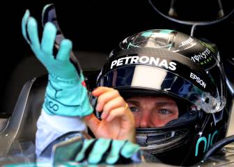 Rosberg pips Hamilton in final practice at Brazilian Grand Prix