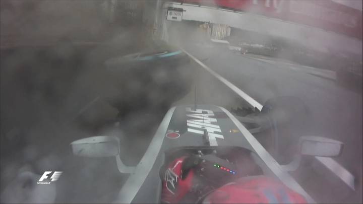 Grosjean frustrado: estrelló su Haas en la vuelta de formación
