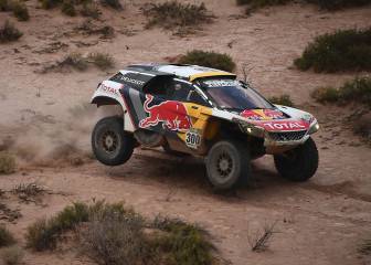 Stephane Peterhansel amplía su reinado en los desiertos