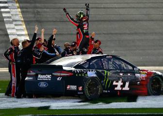 Kurt Busch gana por primera vez las 500 Millas de Daytona