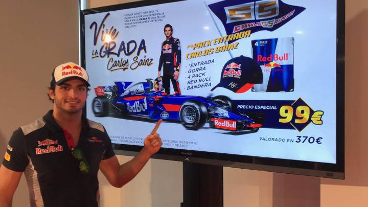 Sainz presentó su grada para fans en el GP de España 2017