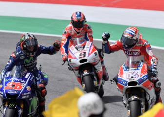 Dovizioso culmina el triplete italiano y gran 2º de Maverick