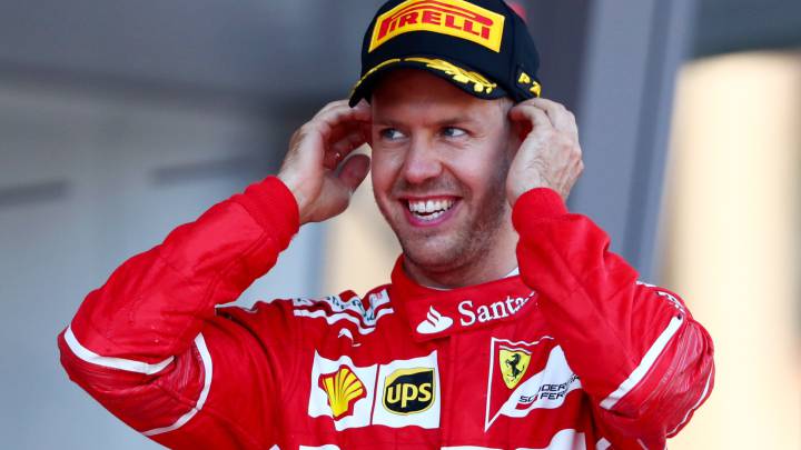 Sebastian Vettel en el podio de Mónaco.