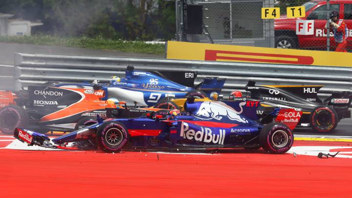 Abandono de Alonso en el GP de Austria de F1 2017. 