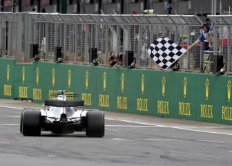 Hamilton, leyenda en Silverstone; 'Checo' termina 9°
