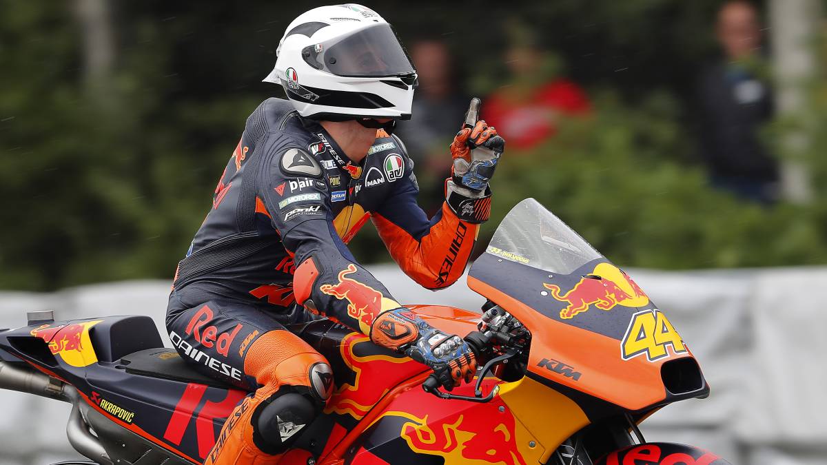 segundo cama Tía MotoGP | Detallazo de Pol con Nieto: llegó con su casco a la parrilla -  AS.com