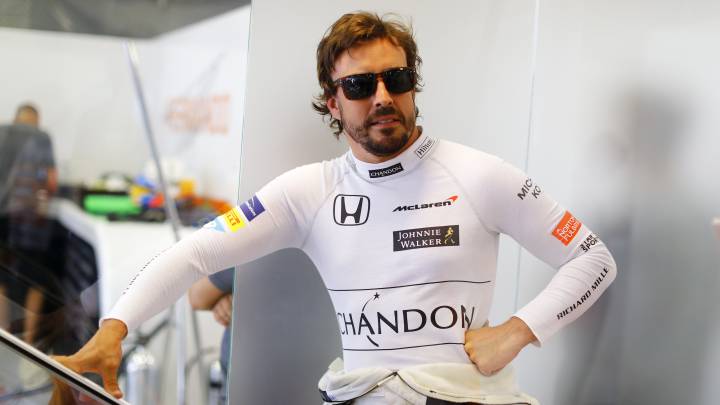 "Alonso es el mejor piloto de este siglo, no le veo debilidades"