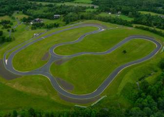 Un empresario americano tiene un circuito de F1... ¡en su jardín!