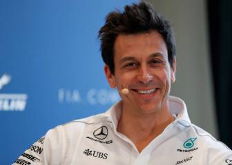 Mercedes pone a McLaren Renault en la lucha por el título