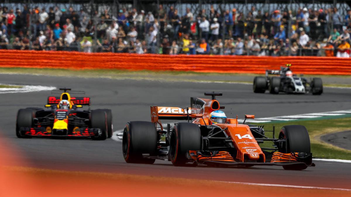 “McLaren va a ser superfuerte en 2018 y estará ahí con Red Bull"