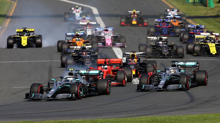 Bottas adelantó a Hamilton en la salida. (Australia, F1 2019). 