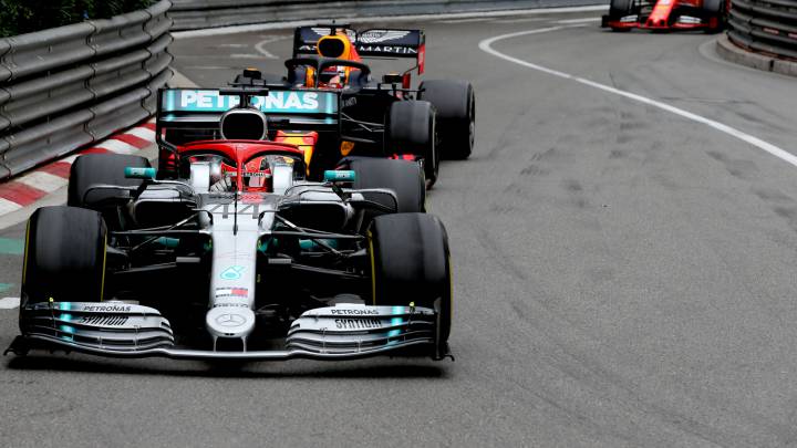 Red Bull no espera derrotar a Mercedes hasta Singapur