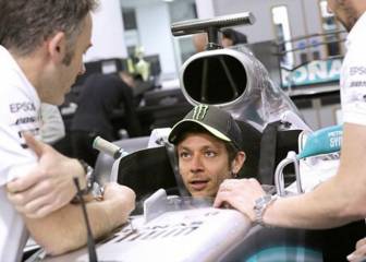 Rossi ya tiene asiento para subirse al coche de Hamilton