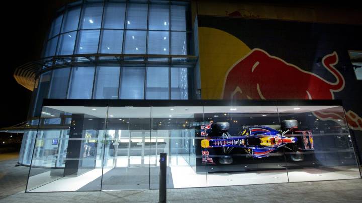 Respirator designed by Red Bull and Renault F1 teams rejected by UK's NHS