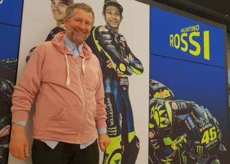 Graziano Rossi ve a su hijo pilotando con 45 años