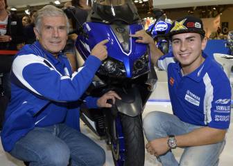 Agostini no rehúye el cuerpo a cuerpo con Jorge Lorenzo