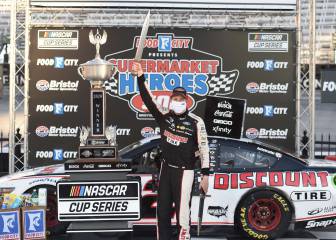 Keselowski gana la carrera en el Bristol Motor Speedway