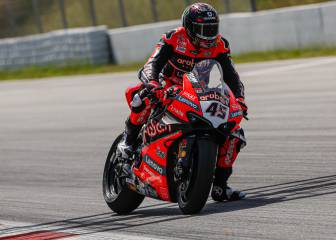 Redding se impone a Rea en el primer día de test de Montmeló