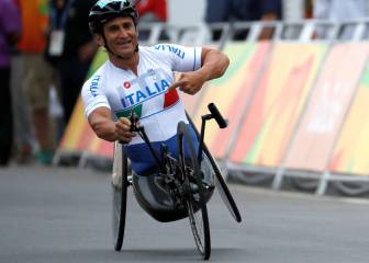 Suspenden sedación de Zanardi