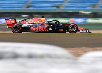 McLaren empieza frío, falla un Ferrari y manda Verstappen