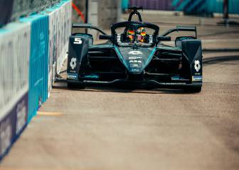 A Mercedes tampoco le hace falta gasolina para brillar