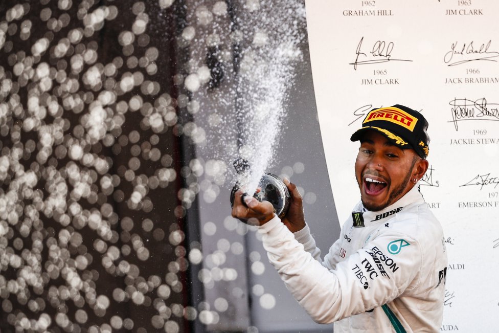 Lewis Hamilton: 157 podios