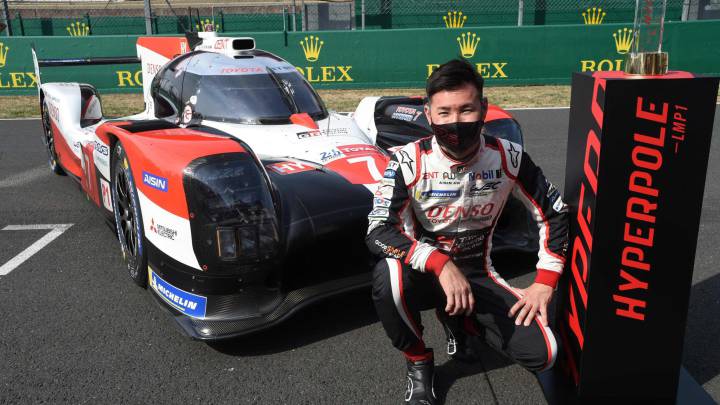 Kamui Kobayashi tras hacer la pole de Le Mans con el Toyota 7.