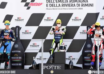 Fenati se saca la espina de su locura con Manzi en Misano
