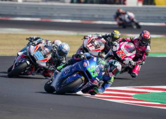 Bastianini gana después de dos banderas rojas por la lluvia