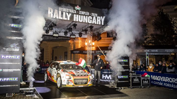 Efrén Llarena en Hungría.