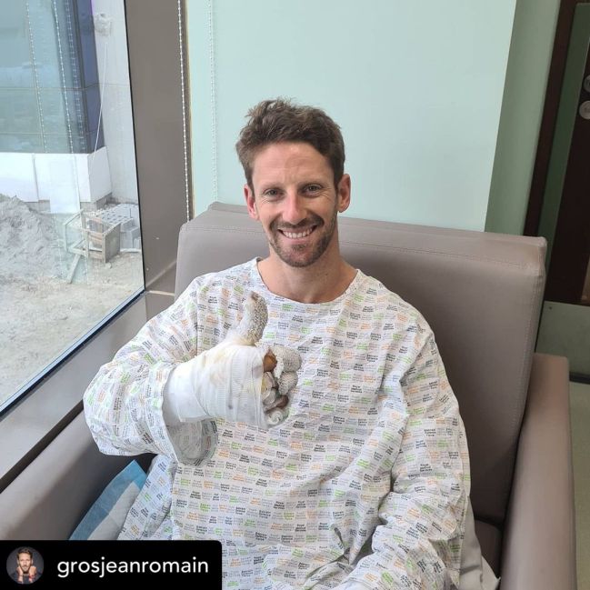 Romain Grosjean, en Instagram, publicó una imagen desde el hospital.
