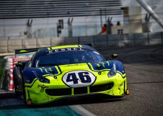 Rossi vuelve a los coches